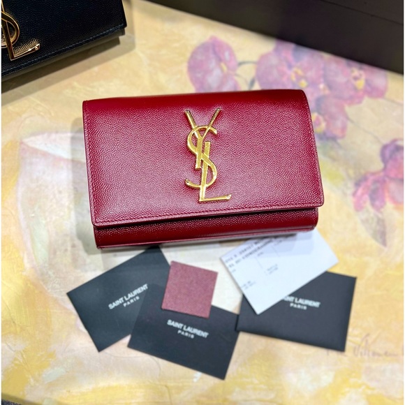 YSL Saint Laurent Small Kate Gold Hardware - Picture 2 of 15